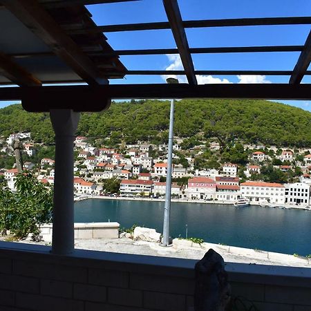 Apartment Martinic Pucisca Zewnętrze zdjęcie
