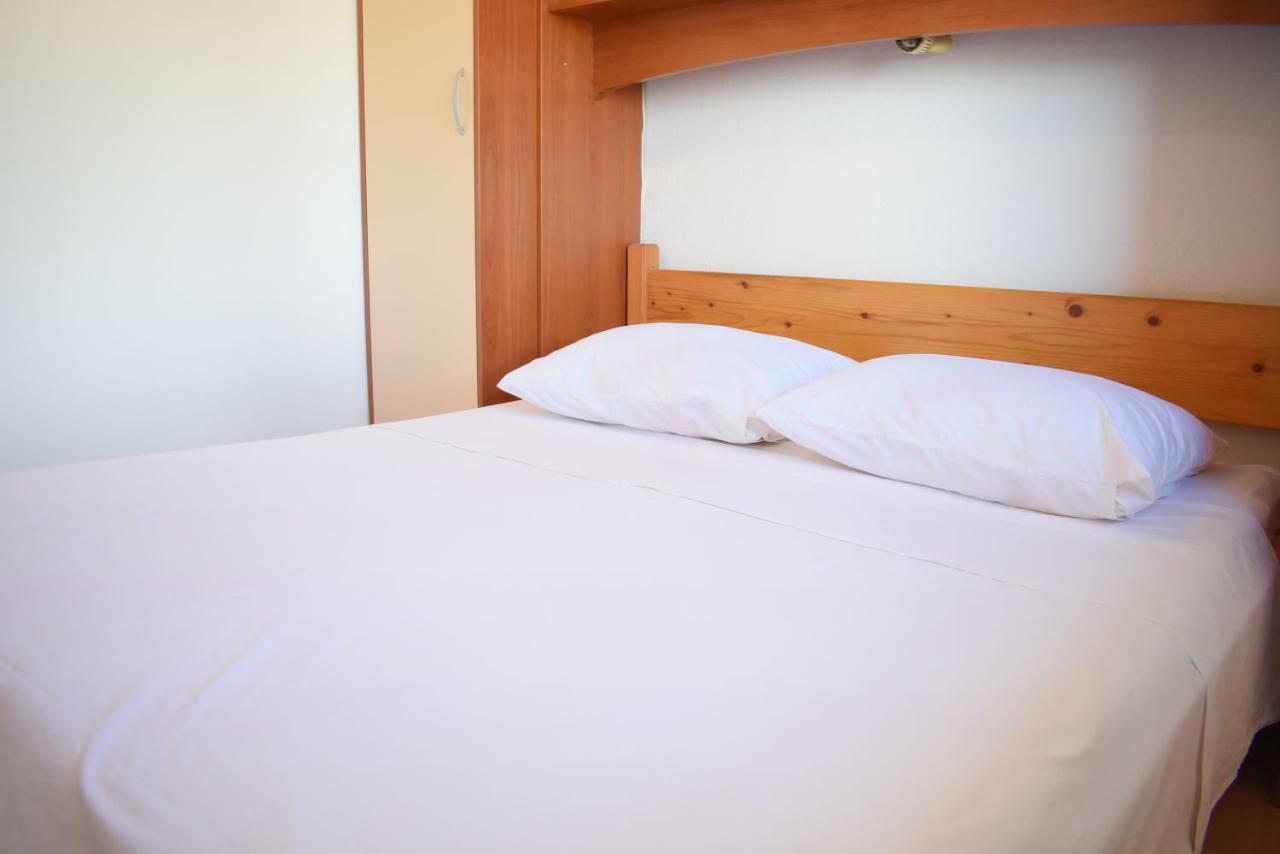 Apartment Martinic Pucisca Zewnętrze zdjęcie
