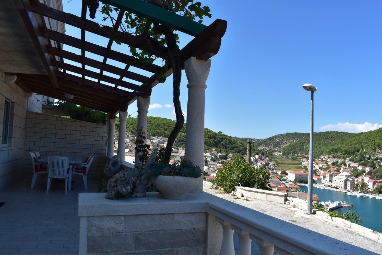 Apartment Martinic Pucisca Zewnętrze zdjęcie
